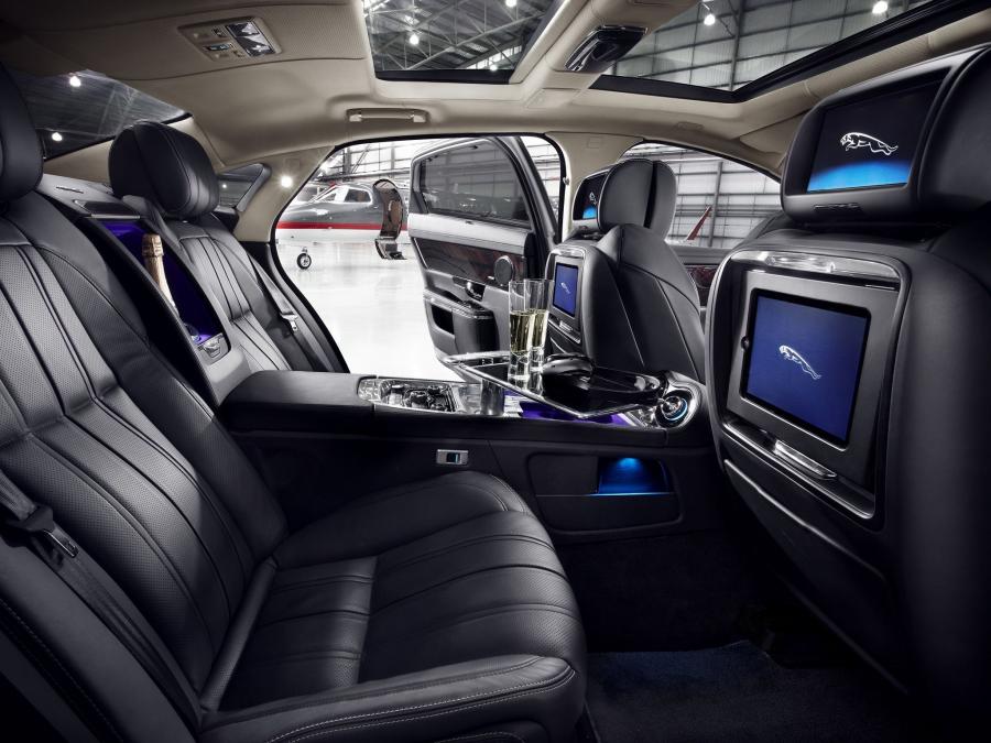  Jaguar XJ Ultimate 2012 года  (фото 10 из 54)